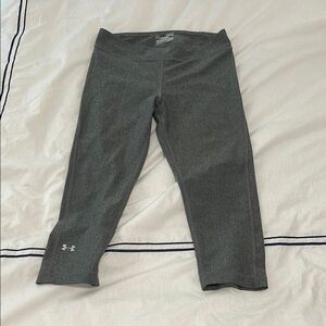 Under Armour Capri Gray Leggings